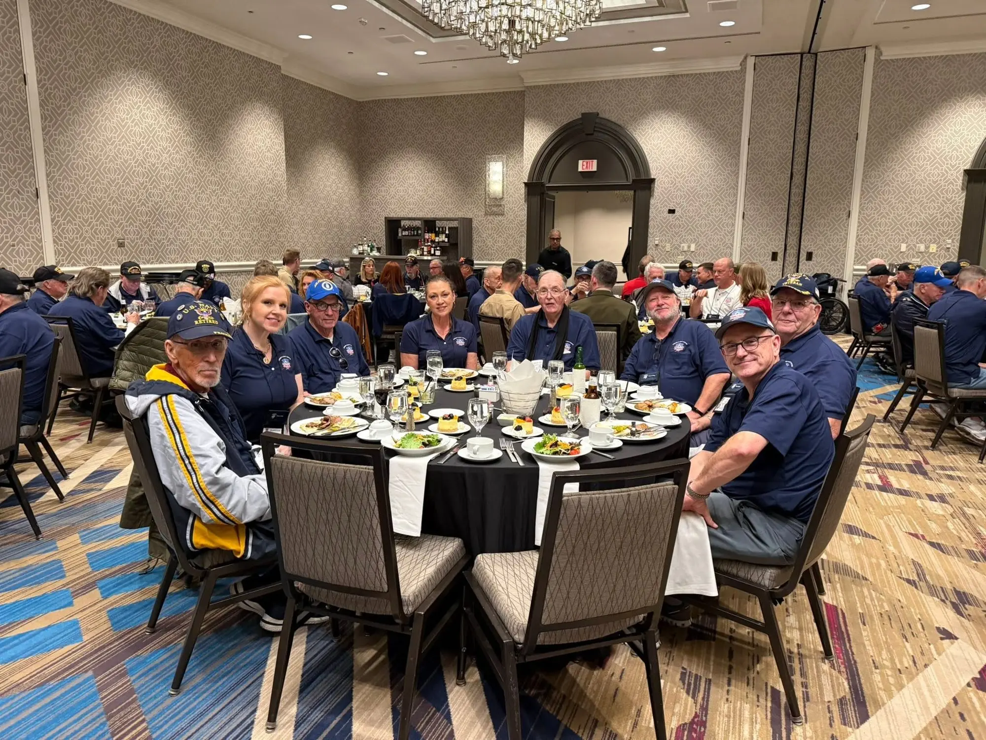 Veterans and guardians at the 2025 Honor Flight Austin dinner